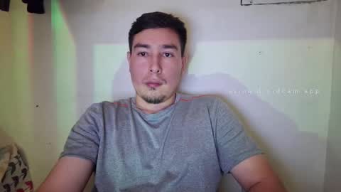 Snapshot of josq121 chatting on November 25, 3:56 pm josq121 online show from November 25, 3:56 pm