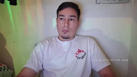 Snapshot of josq121 chatting on November 29, 12:08 pm josq121 online show from November 29, 12:08 pm