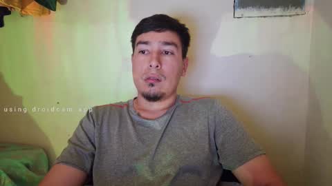 Snapshot of josq121 chatting on December 14, 10:09 am josq121 online show from December 14, 10:09 am