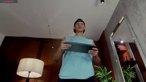 Joseeph online show from April 29, 2:37 am