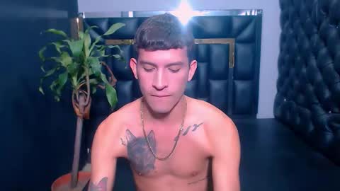 Snapshot of josue_linares chatting on September 14, 3:05 am josue_linares online show from September 14, 3:05 am
