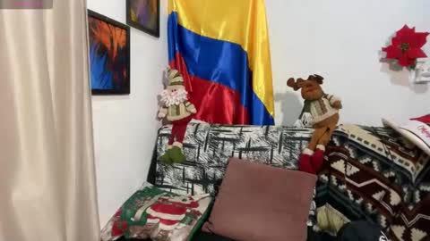 Snapshot of joulianogreco1 chatting on December 14, 10:47 pm Im Jouliano online show from December 14, 10:47 pm