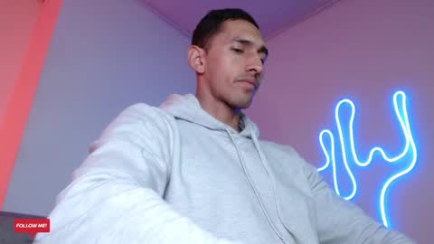  JOYLOPEZFIT online show from February 22, 2:19 pm