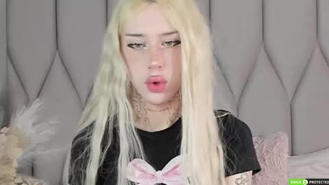 Joy Barker online show from September 19, 1:56 pm