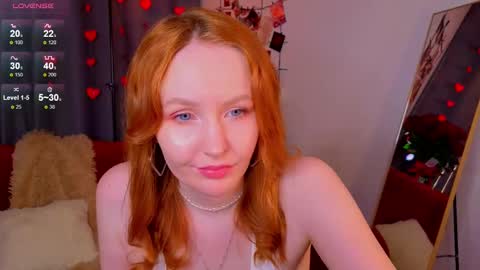 Snapshot of joyce_jones chatting on February 15, 6:44 pm joyce_jones online show from February 15, 6:44 pm