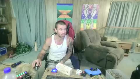 Snapshot of jrizzle1111 chatting on September 28, 8:09 am jrizzle1111 online show from September 28, 8:09 am