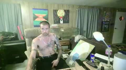 jrizzle1111 online show from March 23, 10:41 am