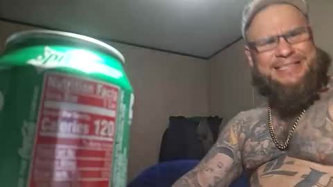 Snapshot of jrzap1806 chatting on February 13, 9:22 pm jrzap1806 online show from February 13, 9:22 pm