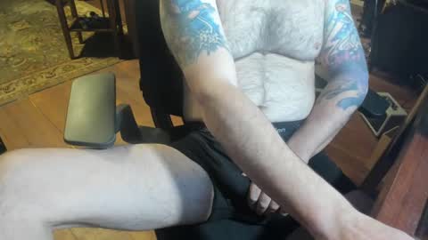 Snapshot of jsimon04 chatting on February 2, 2:56 pm jsimon04 online show from February 2, 2:56 pm