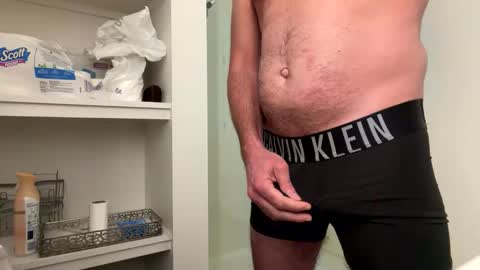 jsmith104020 online show from March 1, 3:58 pm