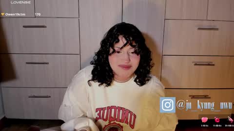 Snapshot of ju_kyung chatting on January 5, 12:52 am Ju Kyung online show from January 5, 12:52 am