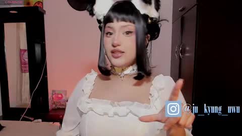 Snapshot of ju_kyung chatting on January 15, 6:33 am Ju Kyung online show from January 15, 6:33 am