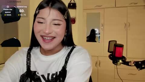 Snapshot of ju_kyung chatting on October 22, 12:44 am Ju Kyung online show from October 22, 12:44 am