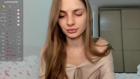 Julia and Julia online show from December 19, 3:30 pm