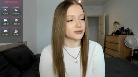 Julia and Julia online show from February 17, 1:18 pm