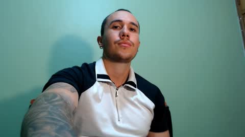 Snapshot of juan__jimenez chatting on February 23, 6:39 am Juan online show from February 23, 6:39 am