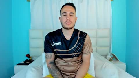 Snapshot of juan__jimenez chatting on October 1, 10:05 pm Juan online show from October 1, 10:05 pm