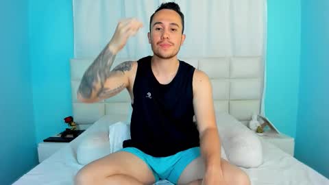 Snapshot of juan__jimenez chatting on October 24, 9:11 pm Juan online show from October 24, 9:11 pm