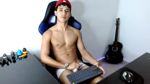 Snapshot of juan_da01 chatting on December 4, 12:52 am JuanDa online show from December 4, 12:52 am