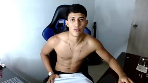 Snapshot of juan_da01 chatting on February 22, 12:49 am JuanDa online show from February 22, 12:49 am