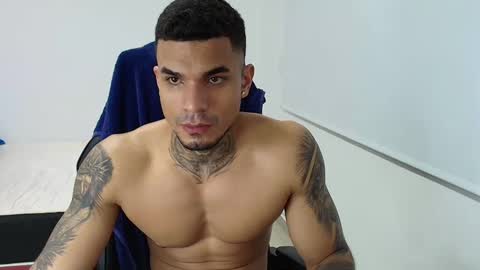 juan_gomez_1 online show from September 16, 12:22 am