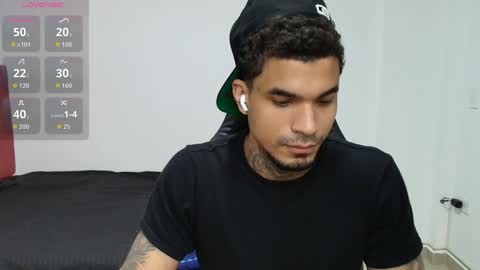 juan_gomez_1 online show from April 8, 8:58 am