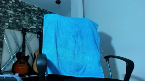 Snapshot of juan_jsmith chatting on October 7, 9:01 pm juan_jsmith online show from October 7, 9:01 pm