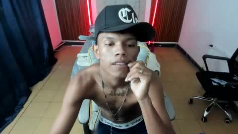 Snapshot of juan_mhata chatting on February 27, 5:18 am Juan Mhata online show from February 27, 5:18 am