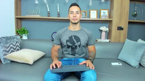 juan_muscle online show from March 5, 1:10 am