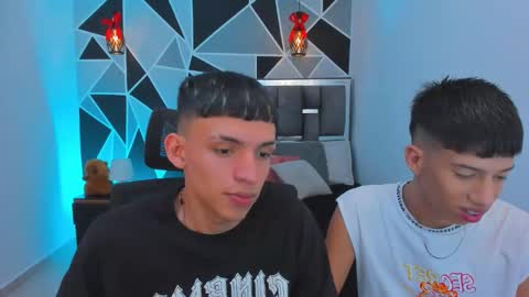 JuanSteven online show from March 10, 3:33 am