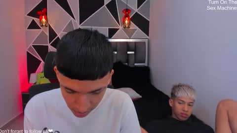 JuanSteven online show from April 16, 2:45 am