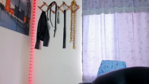 Snapshot of juanbladde chatting on January 7, 7:49 pm Juan Esteban online show from January 7, 7:49 pm