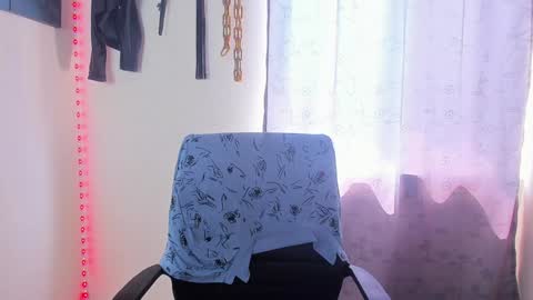 Snapshot of juanbladde chatting on January 9, 4:28 pm Juan Esteban online show from January 9, 4:28 pm