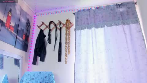 Snapshot of juanbladde chatting on February 18, 3:54 pm Juan Esteban online show from February 18, 3:54 pm