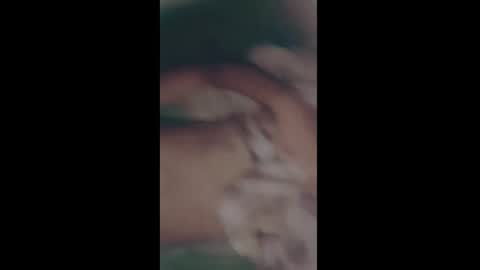 Snapshot of juanc23_371 chatting on November 3, 11:48 pm juanc23_371 online show from November 3, 11:48 pm