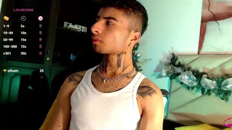 juancamilo66_ online show from December 21, 6:41 am