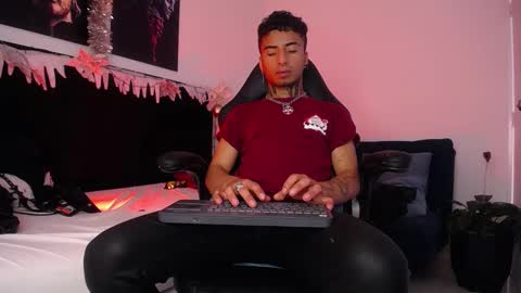 juancamilo66_ online show from January 2, 8:02 pm