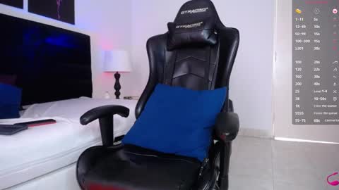 juancamilo66_ online show from January 28, 7:00 pm