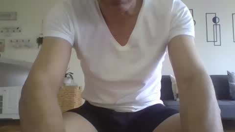 juanearth1 online show from May 20, 11:00 pm