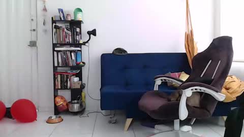 JUANISIMO  online show from February 11, 1:51 pm