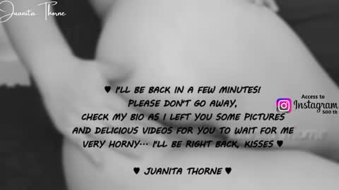 Snapshot of juanita_thorne chatting on November 3, 9:59 pm online show from November 3, 9:59 pm