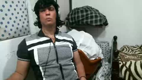 amor online show from November 16, 1:55 am