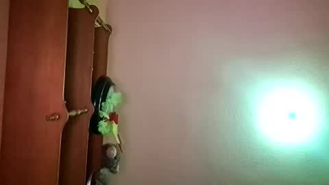 Snapshot of juanka85564456 chatting on December 20, 12:40 am juanka85564456 online show from December 20, 12:40 am