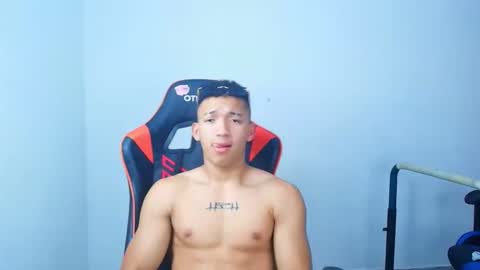 Snapshot of juansw66 chatting on September 23, 3:53 am juansw66 online show from September 23, 3:53 am