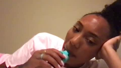 Snapshot of juicijazzi chatting on October 22, 8:58 am juicijazzi online show from October 22, 8:58 am