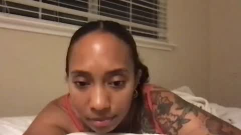 Snapshot of juicijazzi chatting on October 29, 8:38 am juicijazzi online show from October 29, 8:38 am