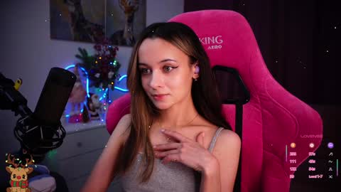 Snapshot of juicy___angel chatting on February 5, 3:34 am Angelina online show from February 5, 3:34 am