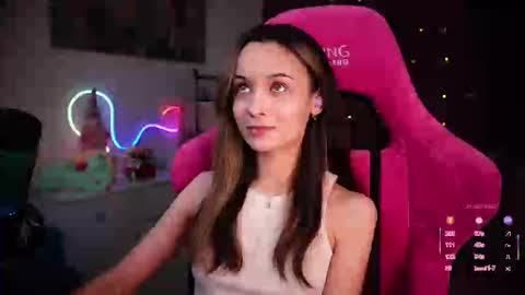 Snapshot of juicy___angel chatting on March 1, 8:31 pm Angelina online show from March 1, 8:31 pm