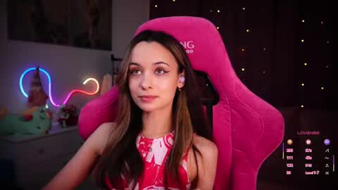 Snapshot of juicy___angel chatting on March 6, 8:59 pm Angelina online show from March 6, 8:59 pm