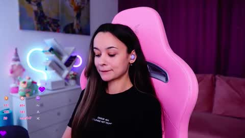 Snapshot of juicy___angel chatting on September 26, 11:14 am Angelina online show from September 26, 11:14 am